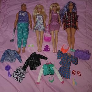 Barbie Fashionistas Lot With 4 Dolls & Bunch Of Accessories Bundle